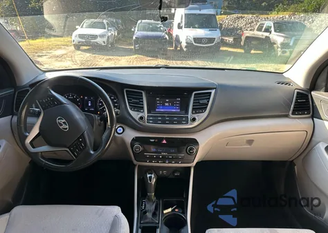 2017 Hyundai Tucson Limited z USA, uszkodzony, nr VIN KM8J3CA25HU565373